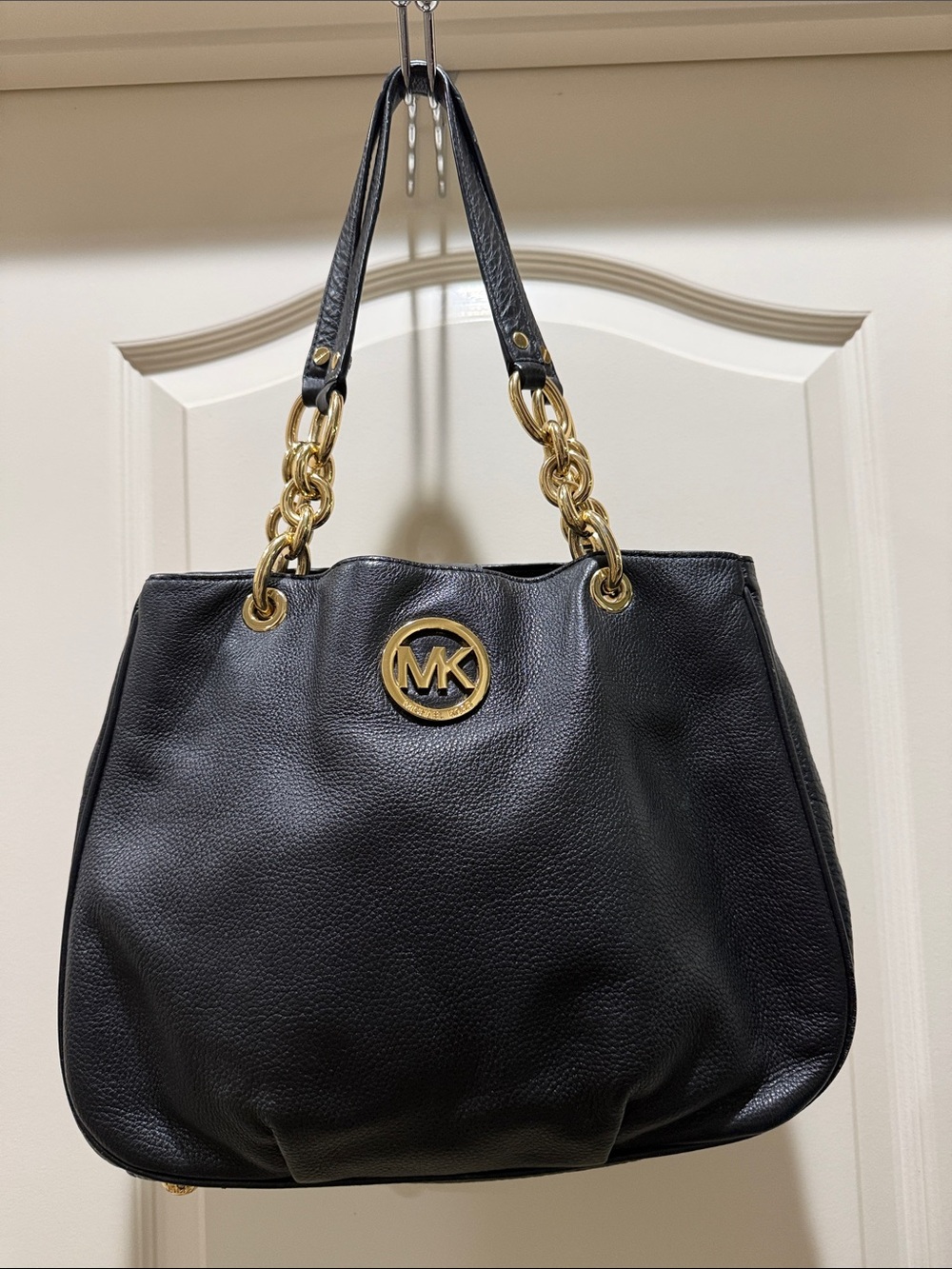 Michael Kors "Fulton Chain" Pebbled Leather Shoulder Bag